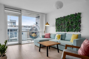 Stylish & Modern 2BR Downtown Apartment